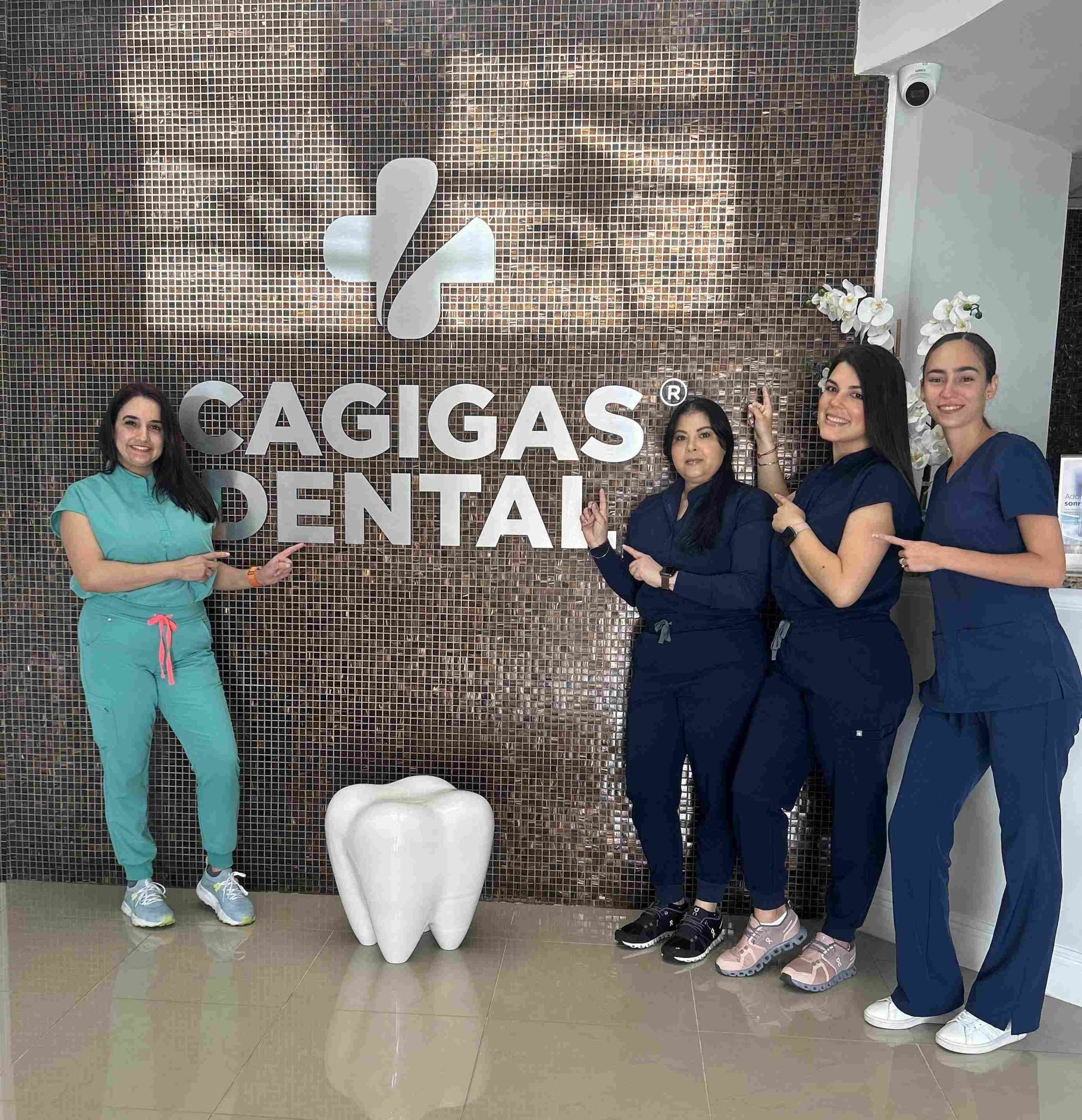 group-of-ladies-dentists